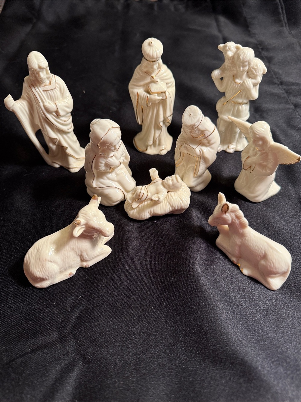 Vintage RARE Avon Ivory Ceramic Nativity Set - 9 pc Cream Figures w gold accents
